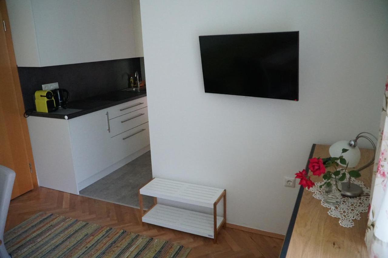 Pension Hartmann Sankt Kanzian am Klopeiner See Bagian luar foto