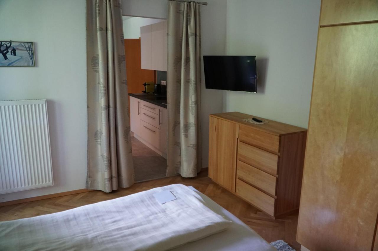 Pension Hartmann Sankt Kanzian am Klopeiner See Bagian luar foto